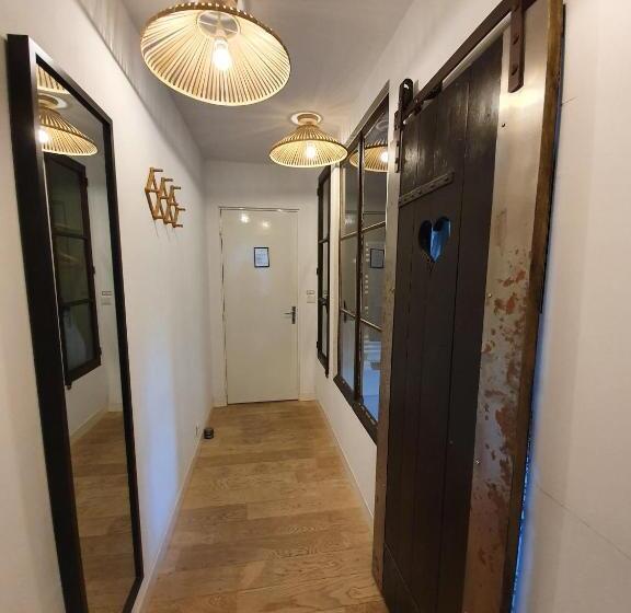 غرفة أساسية, Il Etait Une Fois