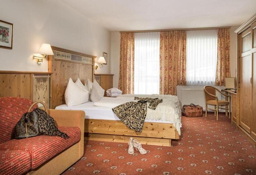 חדר סטנדרט עם מרפסת, Vierjahreszeiten