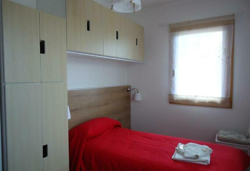 חדר אקונומי יחיד, Re Leone Bed And Breakfast