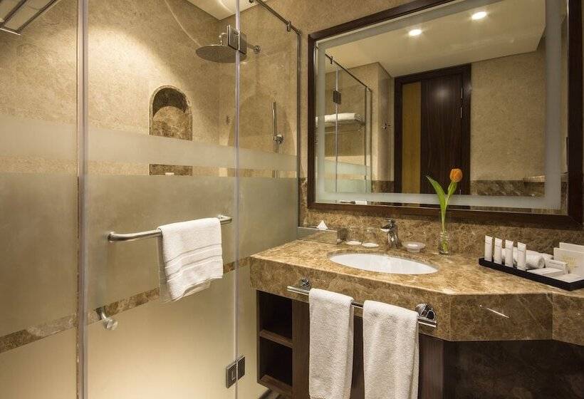 سوییت اجرایی, Golden Tulip Media