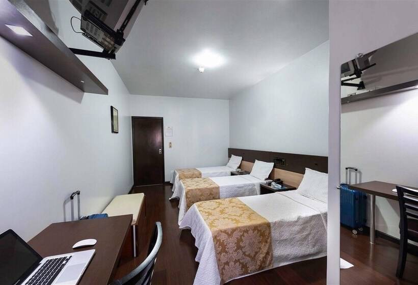 חדר סטנדרט לשלושה, 365