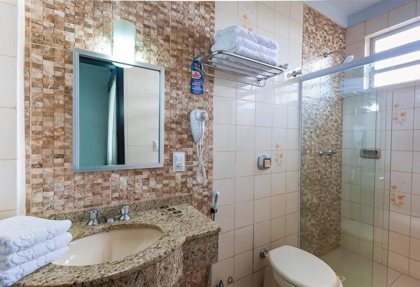 חדר דלוקס, 365