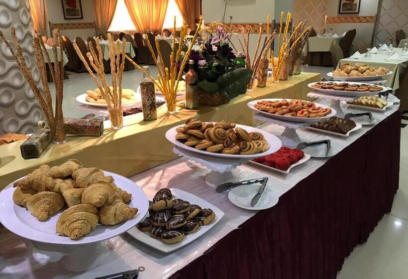 Номер Стандарт Трехместный, Bab Al Multazam Concorde