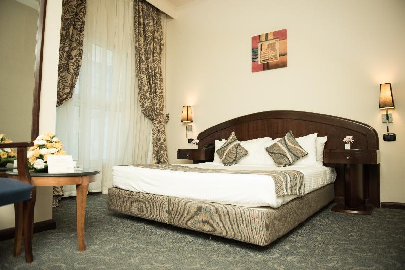 اتاق استاندارد با چشمانداز شهر, Cherry Maryski