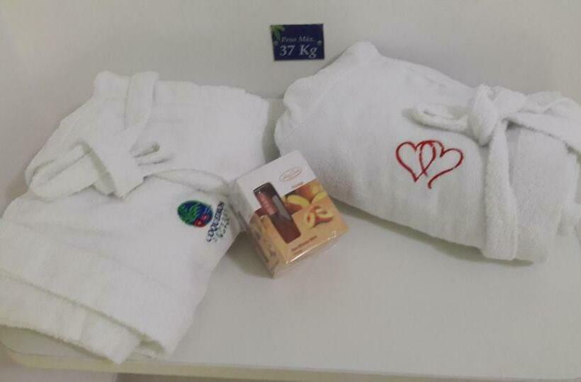 スタンダードトリプルルーム, Coqueiro Express