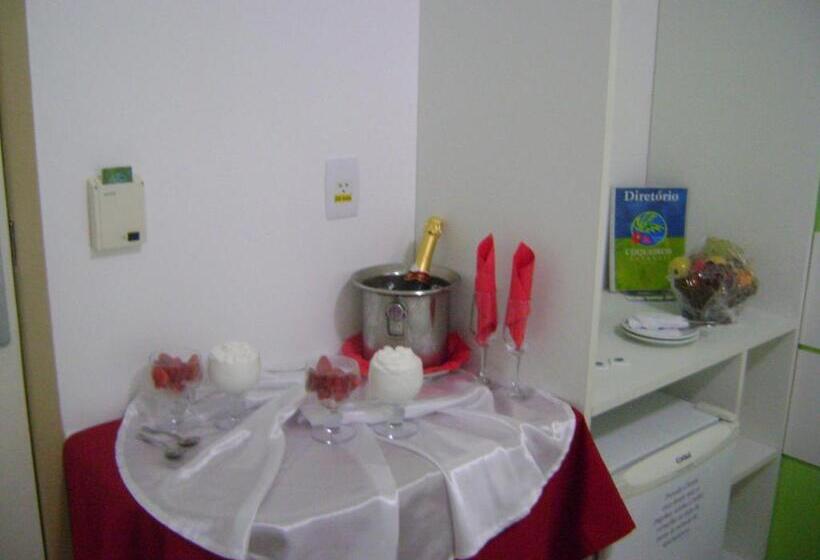 スタンダードルーム, Coqueiro Express