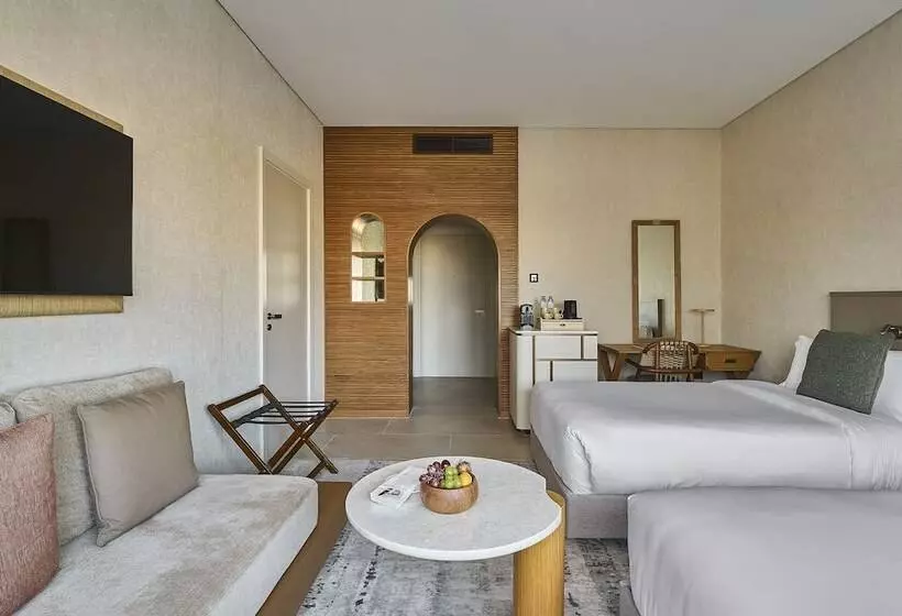 デラックスルーム, Erth Abu Dhabi