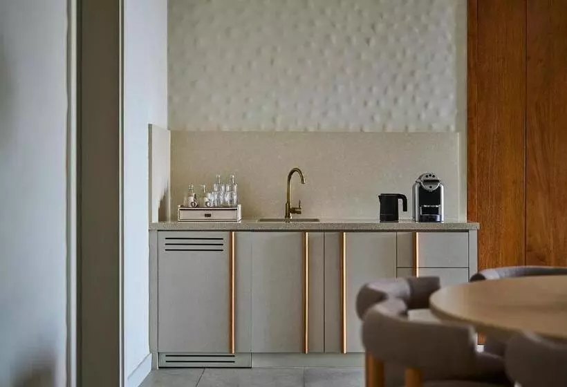 ツーベッドルーム ヴィラ, Erth Abu Dhabi