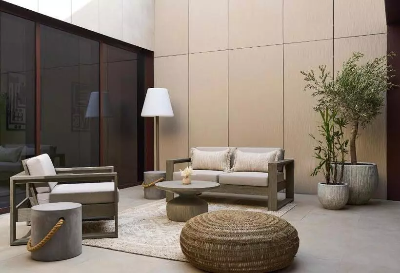 スリーベッドルーム ヴィラ, Erth Abu Dhabi