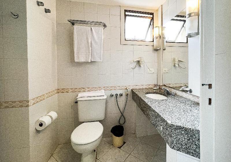 クラシックルーム, Master Curitiba Hotel   1,6 Km Do Estádio Couto Pereira   Show