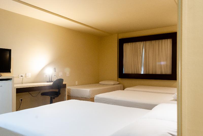 スーペリアファミリールーム, Master Curitiba Hotel   1,6 Km Do Estádio Couto Pereira   Show