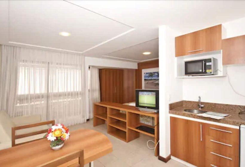 标准三人间, Mirador Praia