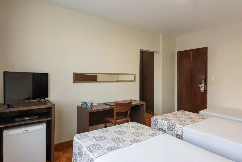 Standard Kolmen Hengen Huone, Monreale Express Ribeirao Preto