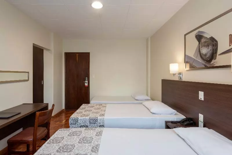 Standard Kolmen Hengen Huone, Monreale Express Ribeirao Preto