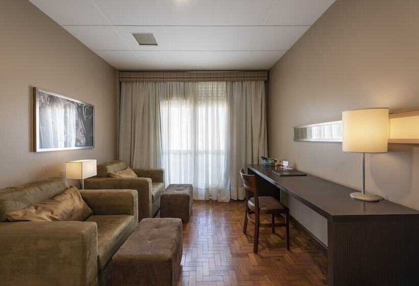 Полулюкс, Monreale Express Ribeirao Preto