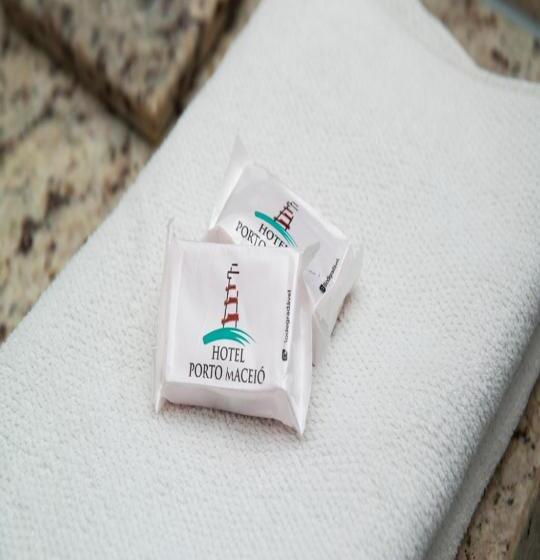 جناح مطلّ علي البحر, Porto Maceio