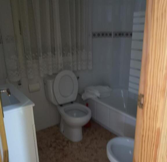 스탠다드 룸, Ronsel