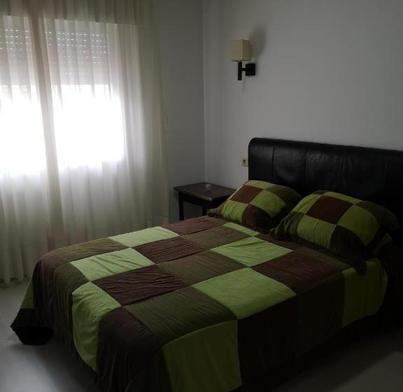 스탠다드 룸, Ronsel