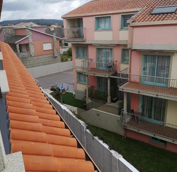 스탠다드 룸, Ronsel