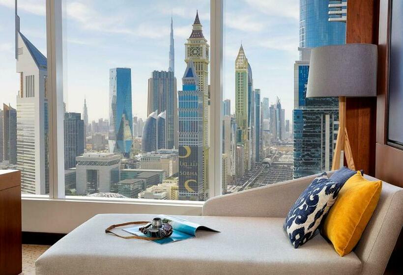 带大床的豪华间, Voco Dubai, An Ihg