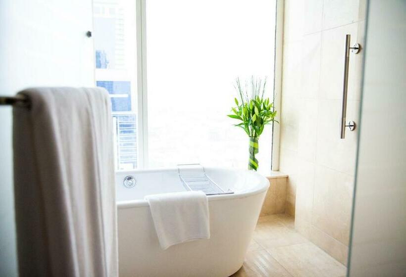 سوئیت با تخت بزرگ, Voco Dubai, An Ihg