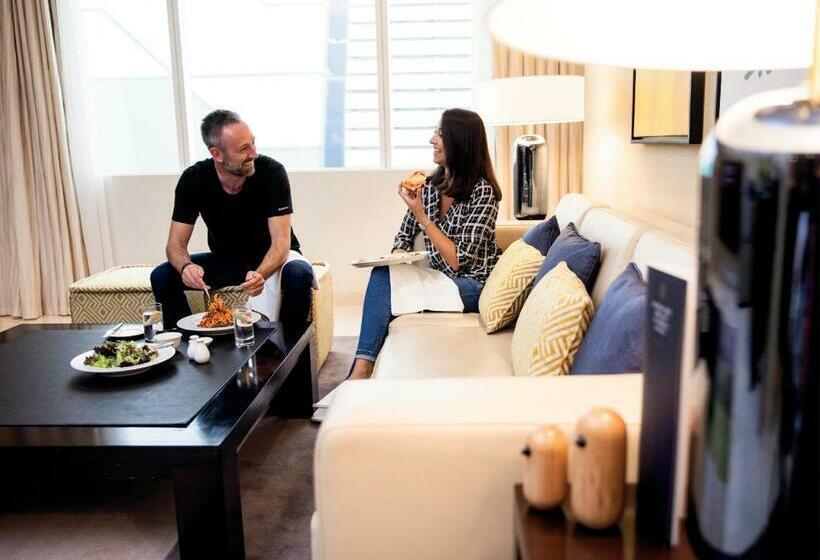 سوئیت با تخت بزرگ, Voco Dubai, An Ihg