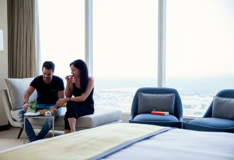 سوئیت با تخت بزرگ, Voco Dubai, An Ihg