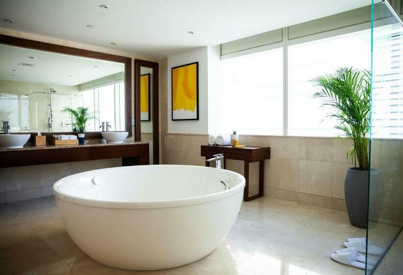 سوئیت رویال, Voco Dubai, An Ihg