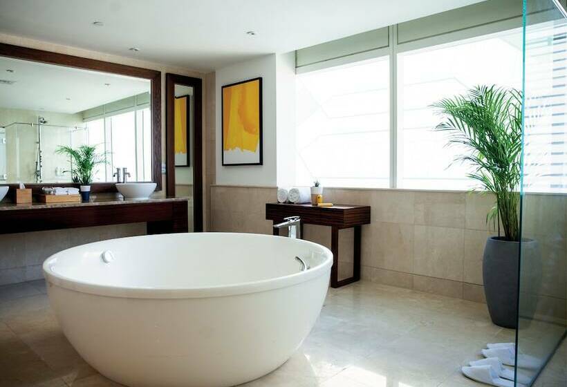 سوئیت رویال, Voco Dubai, An Ihg