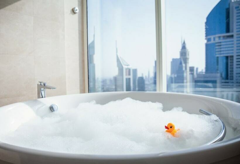 سوییت, Voco Dubai, An Ihg