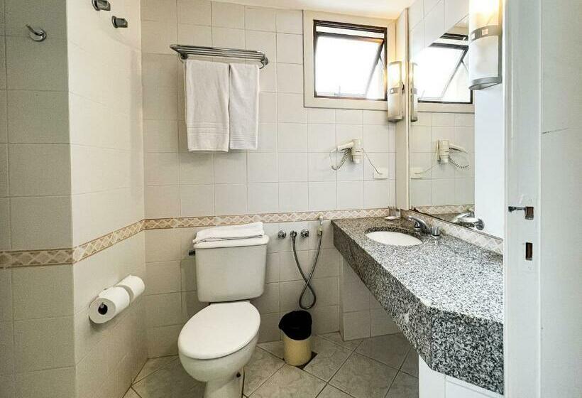 クラシックルーム, Master Curitiba Hotel   1,6 Km Do Estádio Couto Pereira   Show