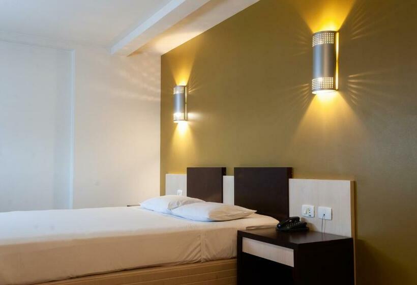 クラシックルーム, Master Curitiba Hotel   1,6 Km Do Estádio Couto Pereira   Show