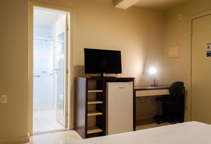 スーペリアールーム, Master Curitiba Hotel   1,6 Km Do Estádio Couto Pereira   Show