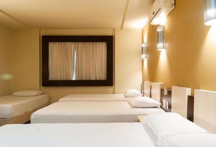 スーペリアファミリールーム, Master Curitiba Hotel   1,6 Km Do Estádio Couto Pereira   Show