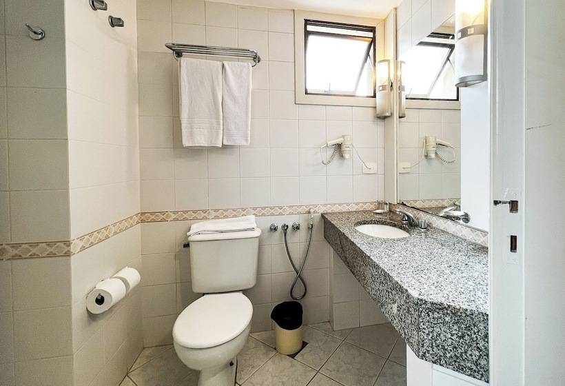 クラシックルーム, Master Curitiba Hotel   1,6 Km Do Estádio Couto Pereira   Show