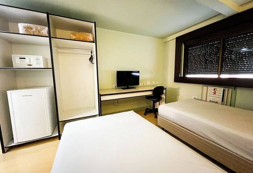 クラシックルーム, Master Curitiba Hotel   1,6 Km Do Estádio Couto Pereira   Show