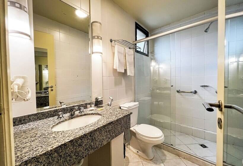 スーペリアールーム, Master Curitiba Hotel   1,6 Km Do Estádio Couto Pereira   Show