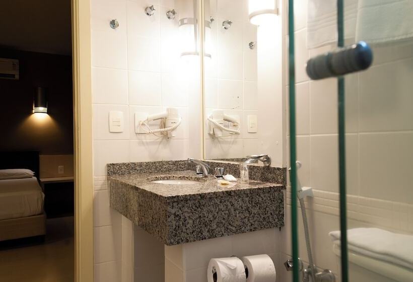 スーペリアールーム, Master Curitiba Hotel   1,6 Km Do Estádio Couto Pereira   Show