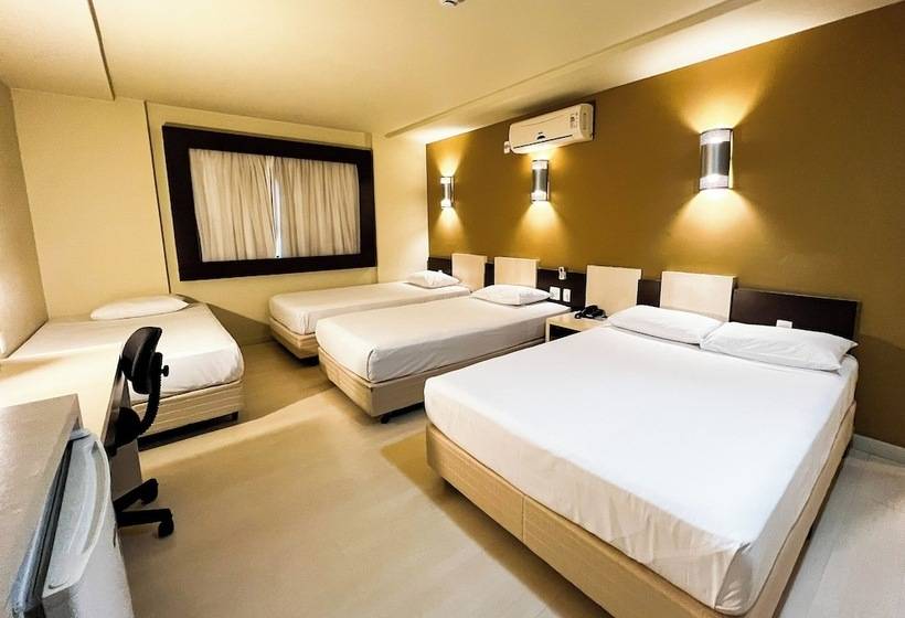 スーペリアファミリールーム, Master Curitiba Hotel   1,6 Km Do Estádio Couto Pereira   Show