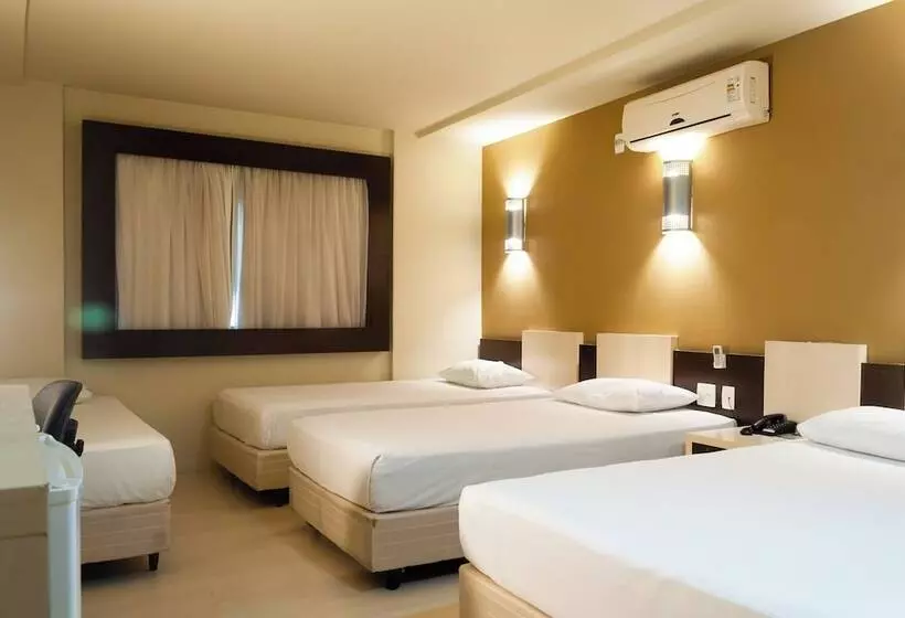 اتاق سوپریور خانوادگی, Master Curitiba Hotel   1,6 Km Do Estádio Couto Pereira   Show