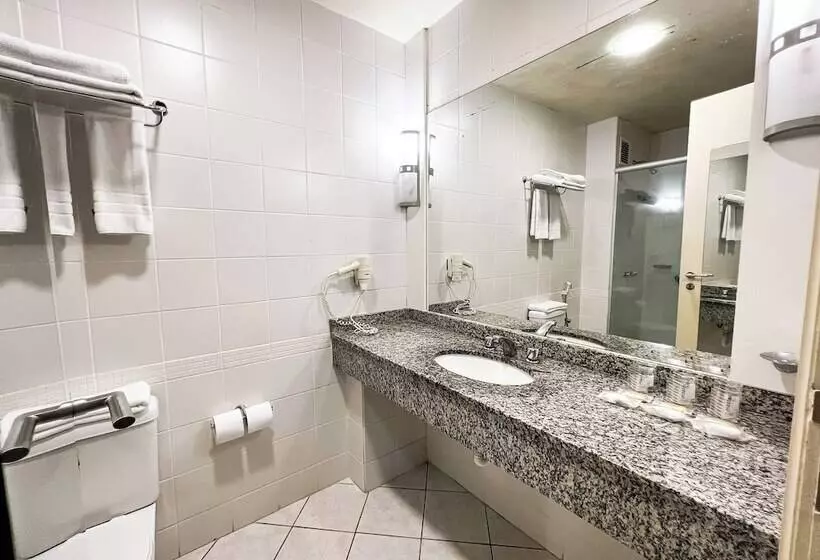 اتاق سوپریور خانوادگی, Master Curitiba Hotel   1,6 Km Do Estádio Couto Pereira   Show