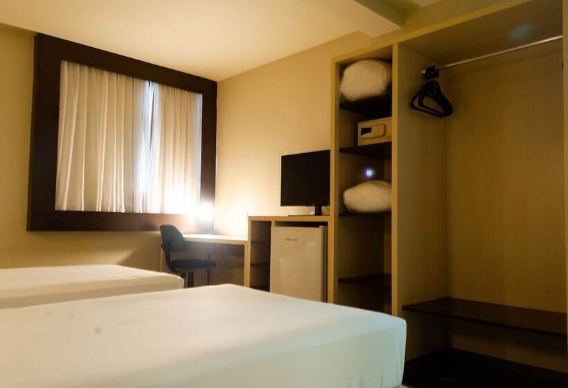 اتاق سوپریور, Master Curitiba Hotel   1,6 Km Do Estádio Couto Pereira   Show