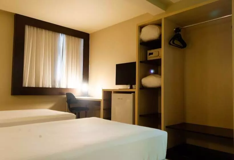اتاق سوپریور, Master Curitiba Hotel   1,6 Km Do Estádio Couto Pereira   Show
