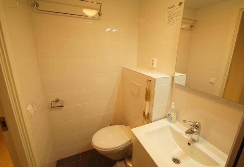 غرفة قياسية فردية حمام مشترك, Namsos Hybelhus