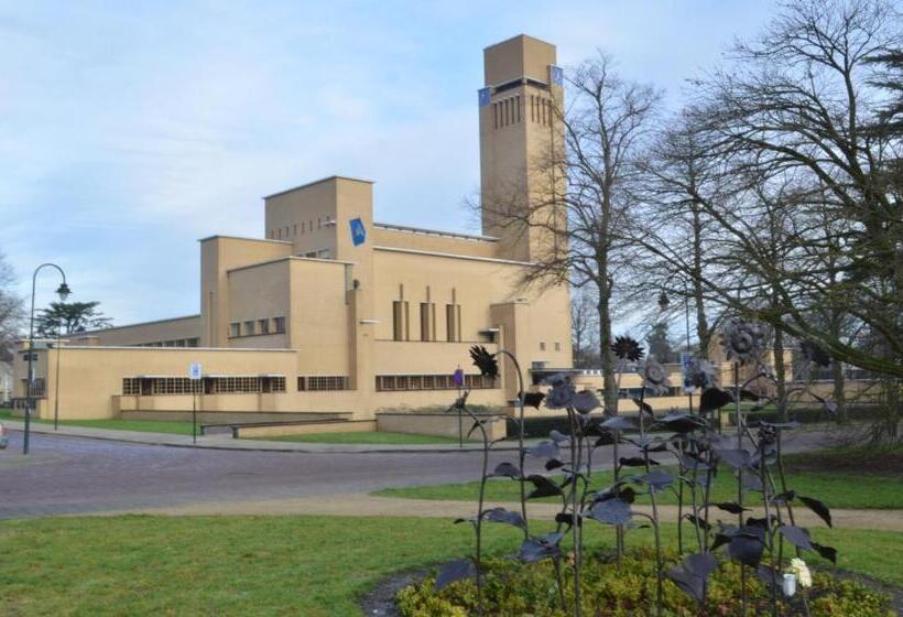 标准间带阳台, Art+bed And Breakfast