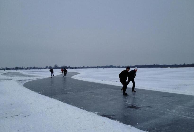 标准间带阳台, Art+bed And Breakfast