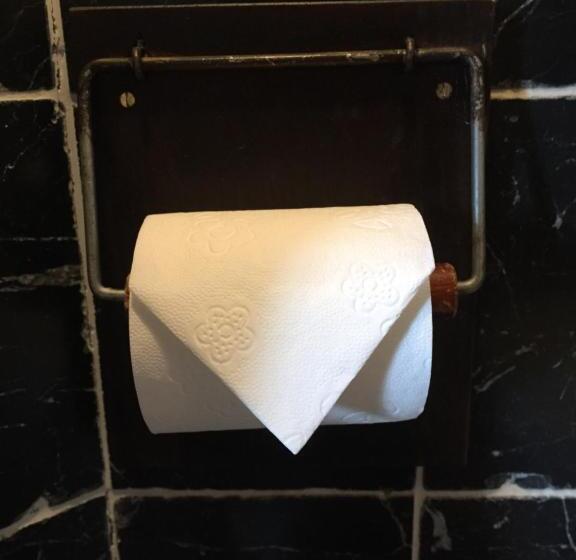 سوییت لوکس, Artagnan