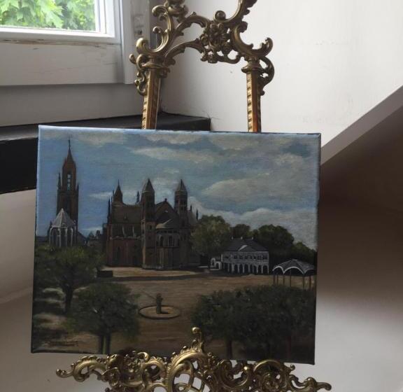 اتاق خانوادگی, Artagnan