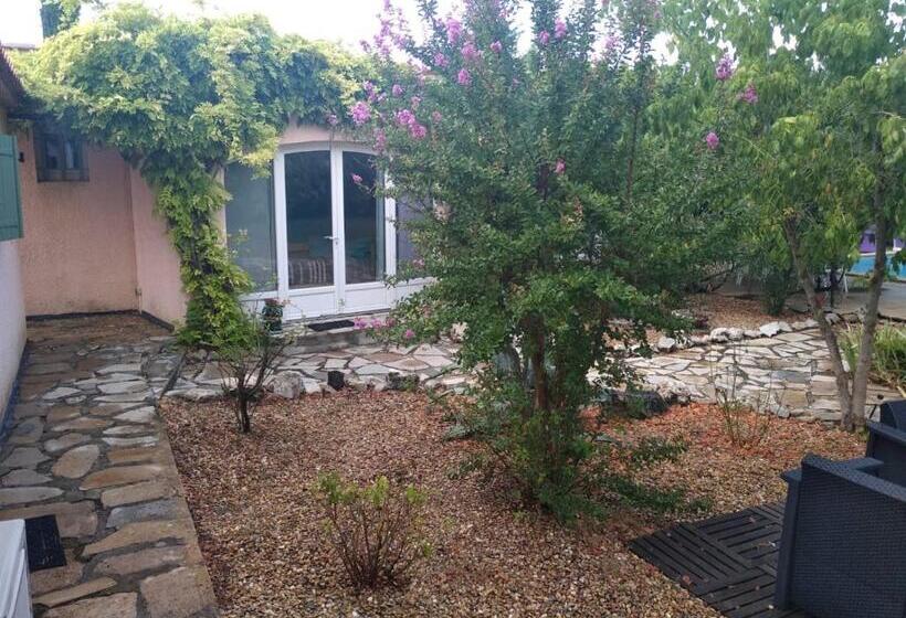 חדר סטנדרט נוף לגינה, Le Clos Des Olivettes