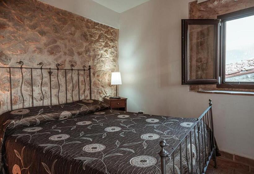 غرفة عائلية, Locanda Persei